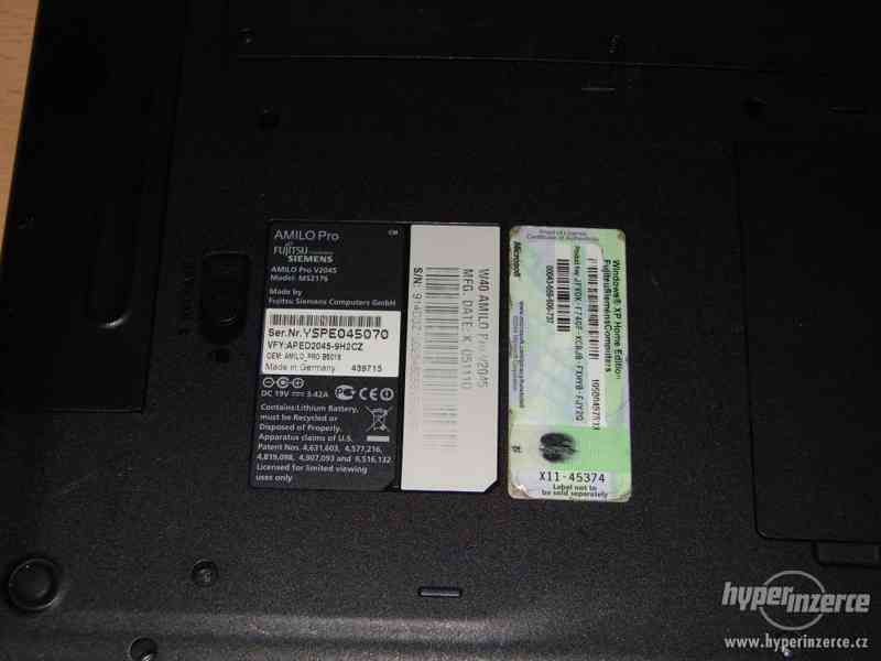 Fujitsu Siemens Amilo Pro V2045 - foto 3