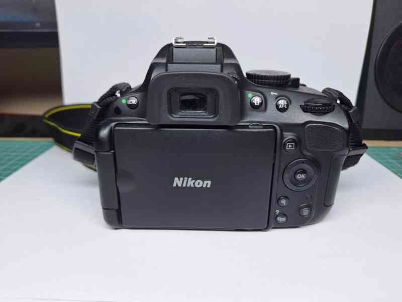 Nikon D5100 + Nikon AF-S 18-55mm - foto 12