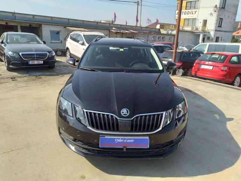 ŠKODA OCTAVIA COMBI 1.4 TSI DSG AMBITION - foto 2