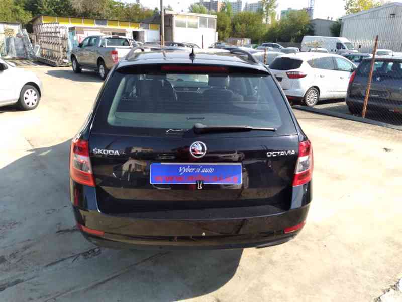 ŠKODA OCTAVIA COMBI 1.4 TSI DSG AMBITION - foto 6