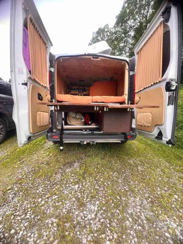 Opel Vivaro 2,0   Obytné - foto 7