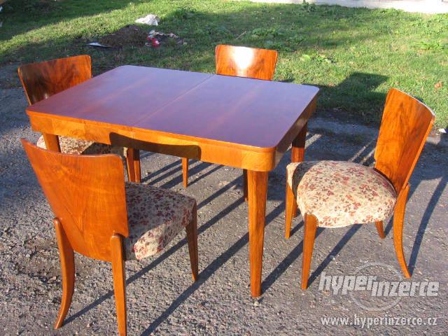 Koupím starožitné psací stoly,nebo stoly a židle do r.v.1970 - foto 3
