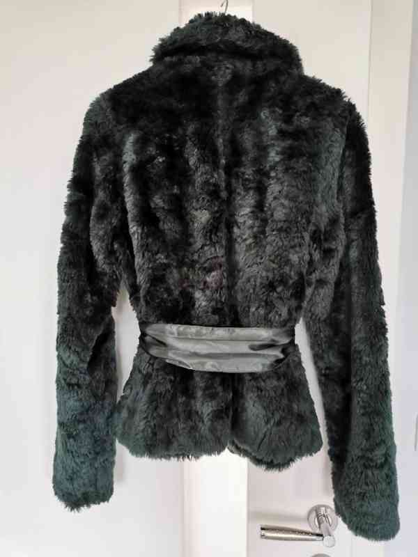 Kožíšek vel. 36 - foto 2