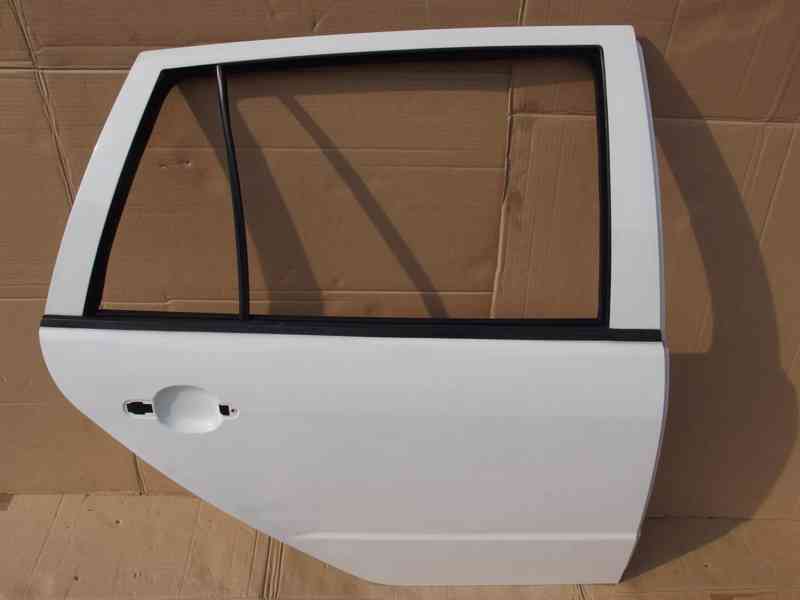 Pravé zadní dveře Škoda Fabia I combi - foto 3