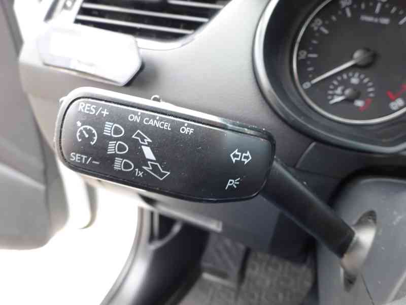 Škoda Octavia 1.2 TSI Combi r.v.2014 (77 kw) ČR - foto 12