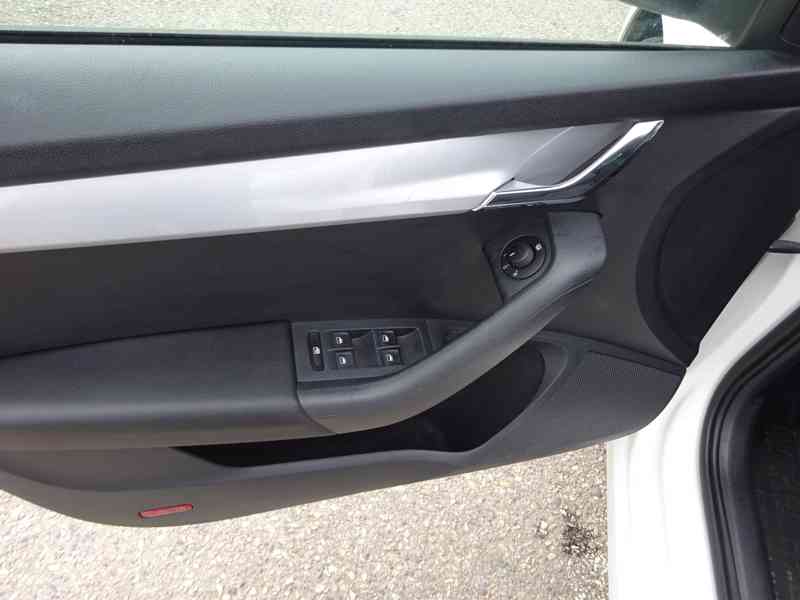 Škoda Octavia 1.2 TSI Combi r.v.2014 (77 kw) ČR - foto 6