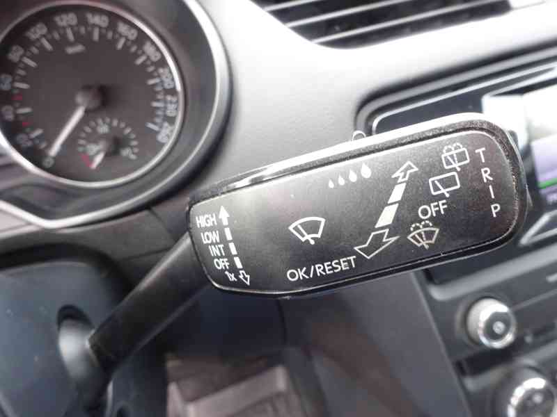 Škoda Octavia 1.2 TSI Combi r.v.2014 (77 kw) ČR - foto 13