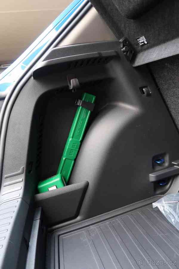 Škoda Fabia 1,0   Selection - roční vůz - foto 17