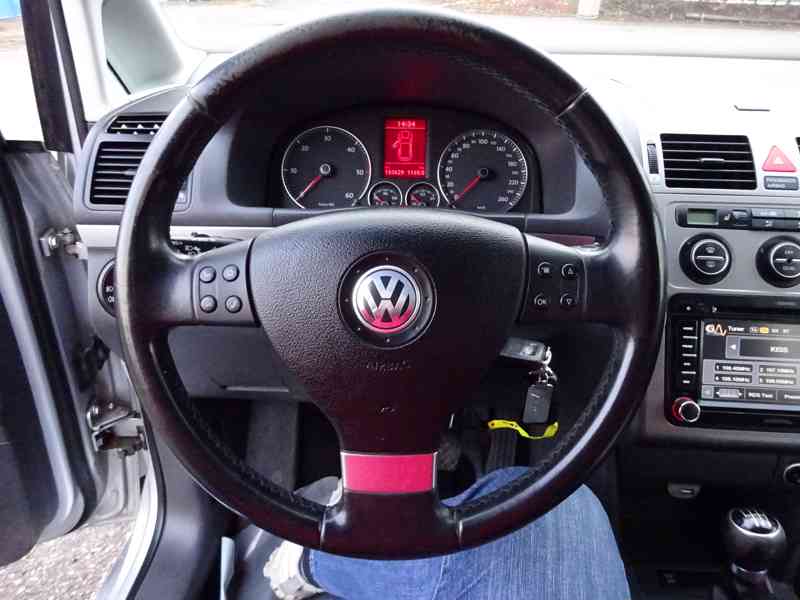 VW Touran 1.9 TDI r.v.2007 (KLIMA) - foto 9