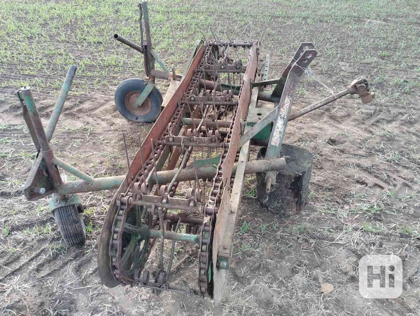 Boční pásový obraceč a shrnovač FARENDLOSE KSH-11 - foto 1