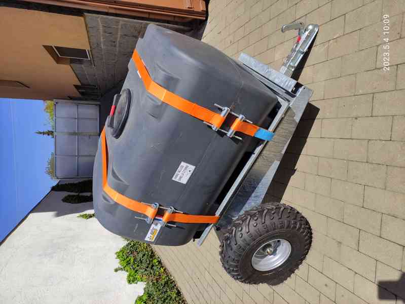 SLEVA – Přívěsný vozík s nádrží cisternou na vodu 400 litrů - foto 1