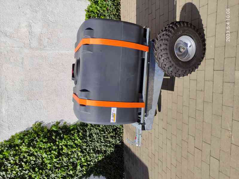 SLEVA – Přívěsný vozík s nádrží cisternou na vodu 400 litrů - foto 3