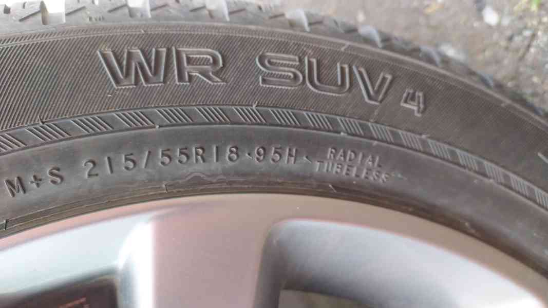 SUV pneumatiky zimní 215/55 R18