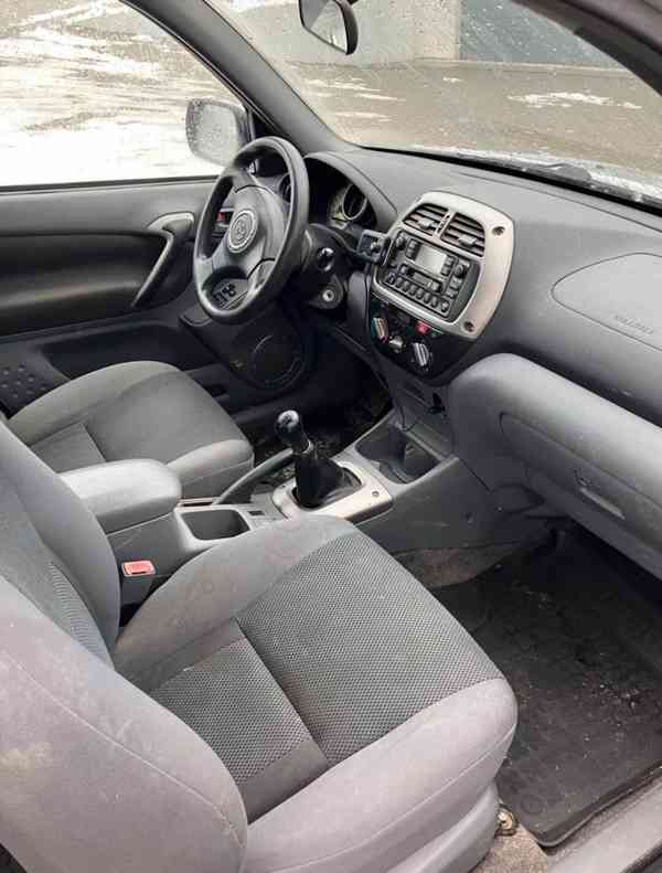 Toyota RAV 4 2,0i benzín 110kw - foto 6