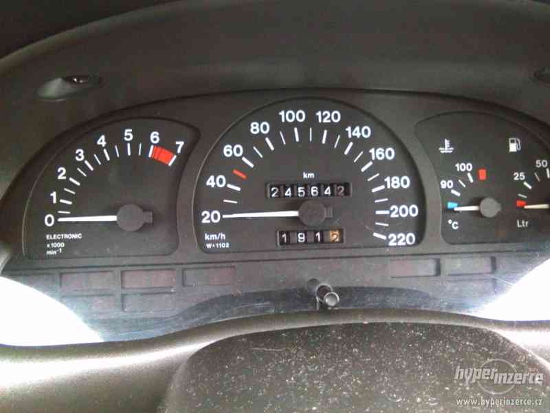 prodám Opel Astra F Caravan - foto 5