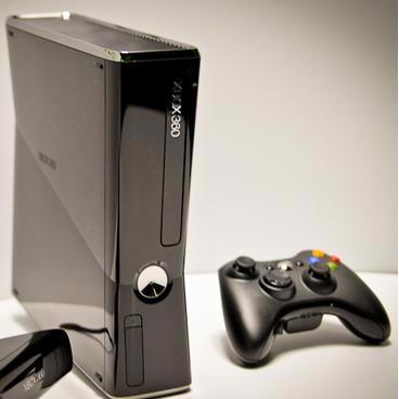 Xbox 360 slim s RGH - foto 1
