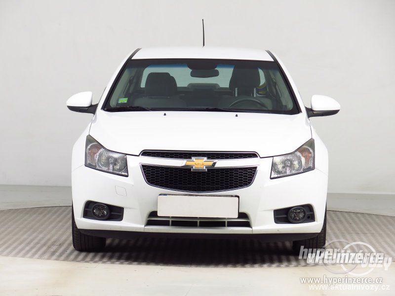 Chevrolet Cruze 1.6, benzín, vyrobeno 2010 - foto 10