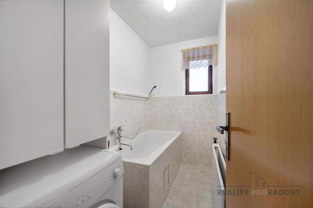 Prodej rodinného domu 210 m², pozemek 1470 m², Přelovice - foto 29