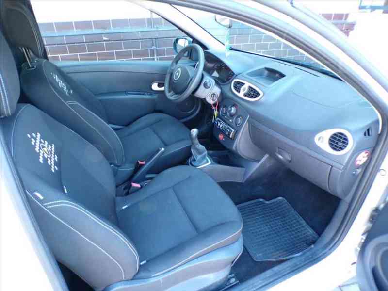 Renault Clio 1,2 16V KLIMA - foto 10