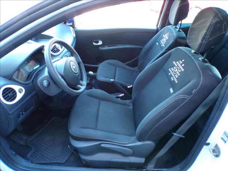Renault Clio 1,2 16V KLIMA - foto 6