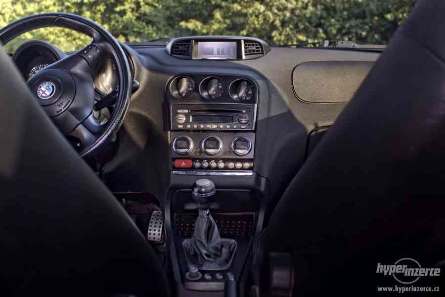Alfa Romeo 156 GTA - foto 6