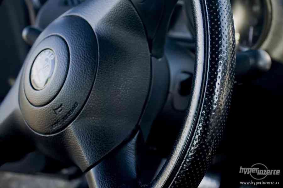 Alfa Romeo 156 GTA - foto 8