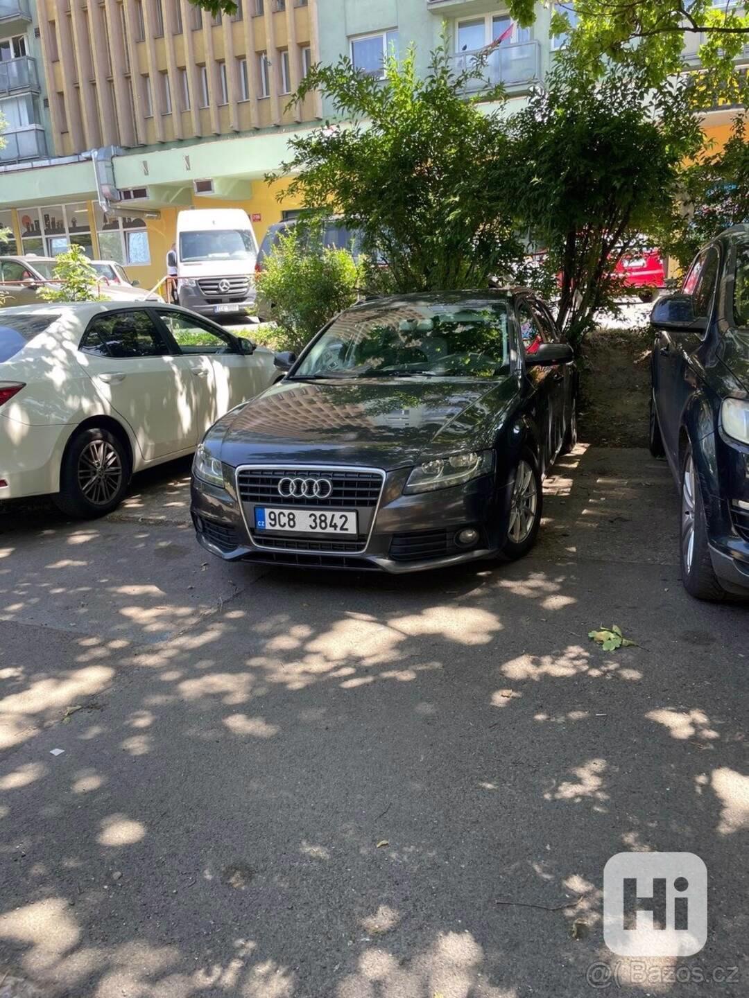Audi A4 b8 2010 - foto 1