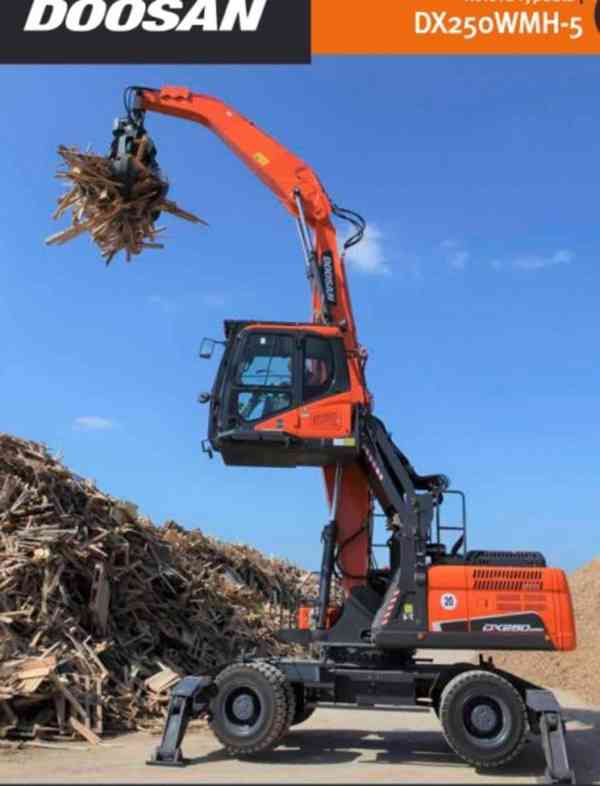 25.5t bagr překládka Doosan DX250 WMH5 (DEVELON) - foto 11
