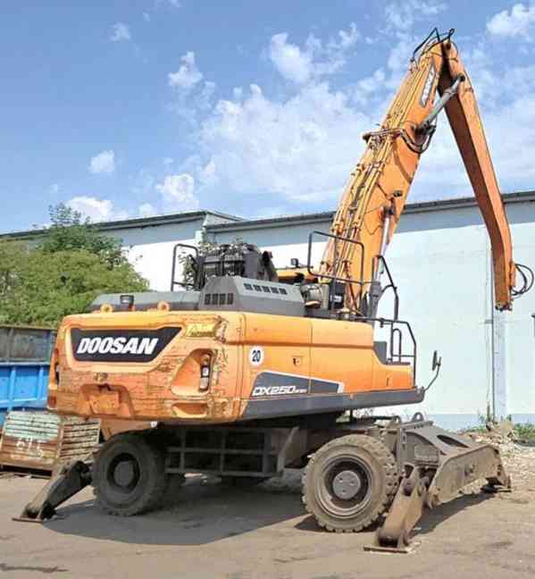25.5t bagr překládka Doosan DX250 WMH5 (DEVELON) - foto 5
