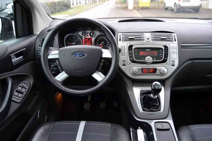 Ford Kuga 2.0 TDCI 103kW Titanium Panorama 4x4 - foto 7