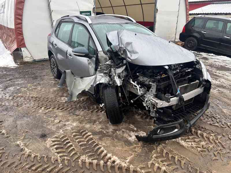 Peugeot 2008 rv 2017 1,2 16V typ HMZ prodám díly - foto 2