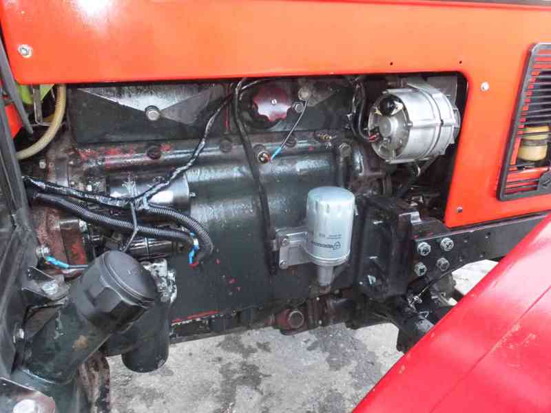 TRAKTOR ZETOR 7245 - VELMI DOBRÝ a UDRŽOVANÝ STAV - foto 8