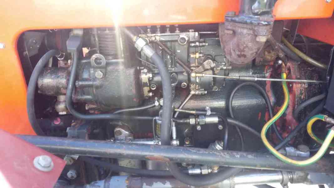 TRAKTOR ZETOR 7245 - VELMI DOBRÝ a UDRŽOVANÝ STAV - foto 9