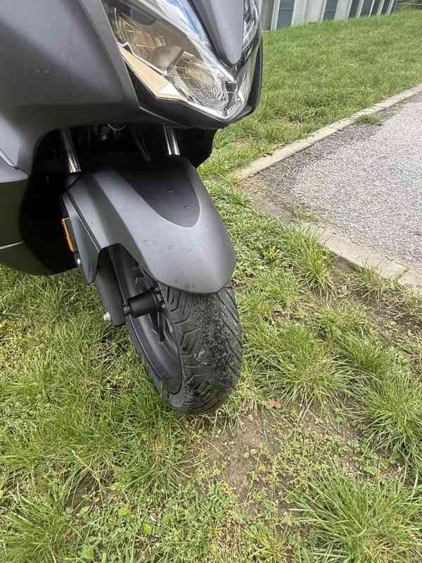 Honda Forza 125 - foto 2