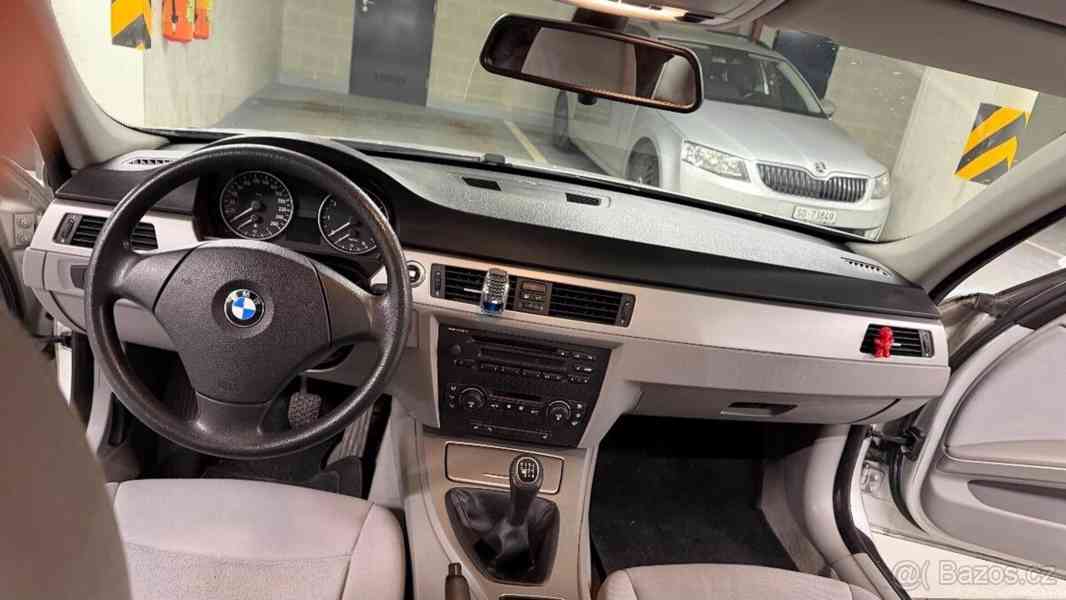 BMW Řada 3 2,0   320i (110kw/150koni - 2006) - foto 3