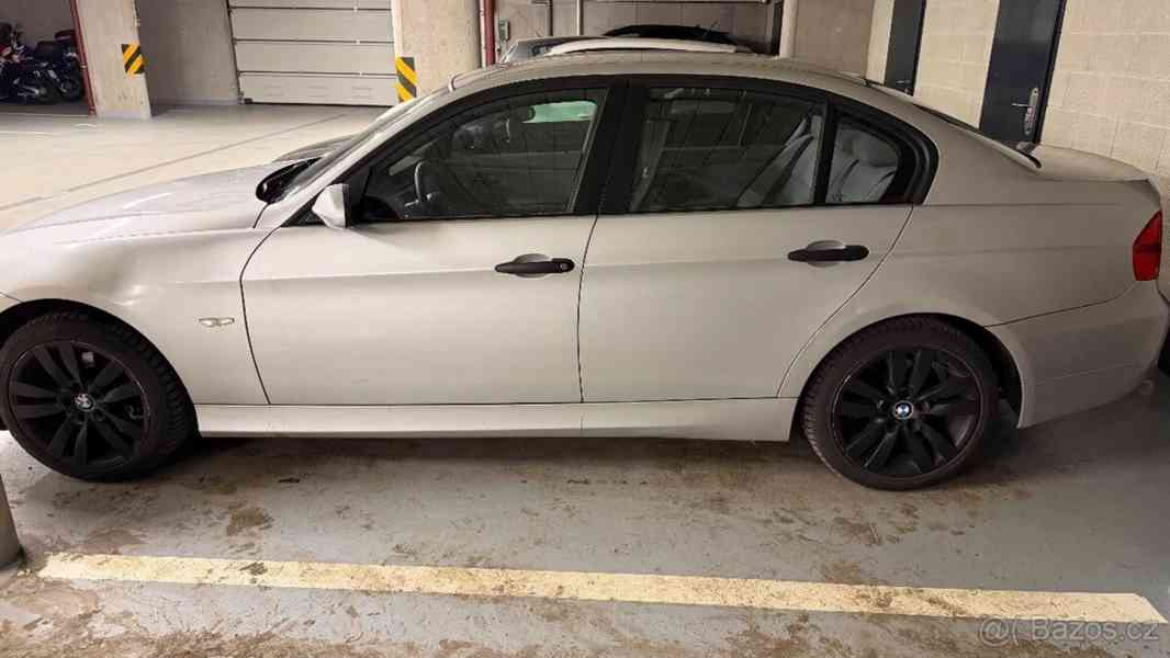 BMW Řada 3 2,0   320i (110kw/150koni - 2006) - foto 9