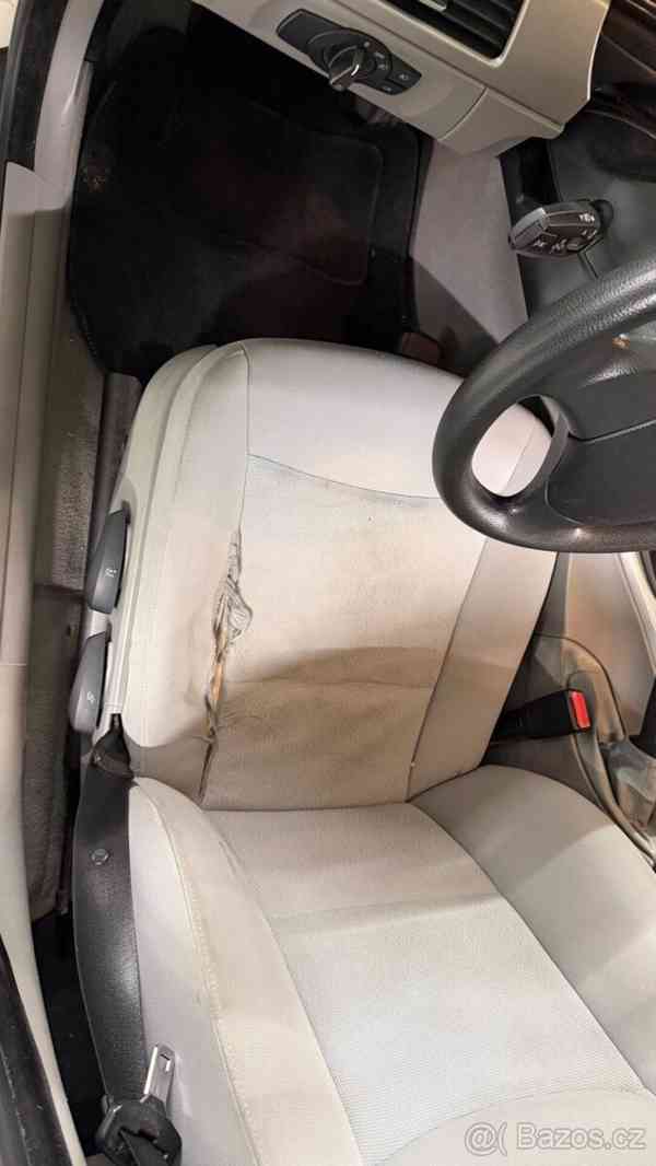 BMW Řada 3 2,0   320i (110kw/150koni - 2006) - foto 8