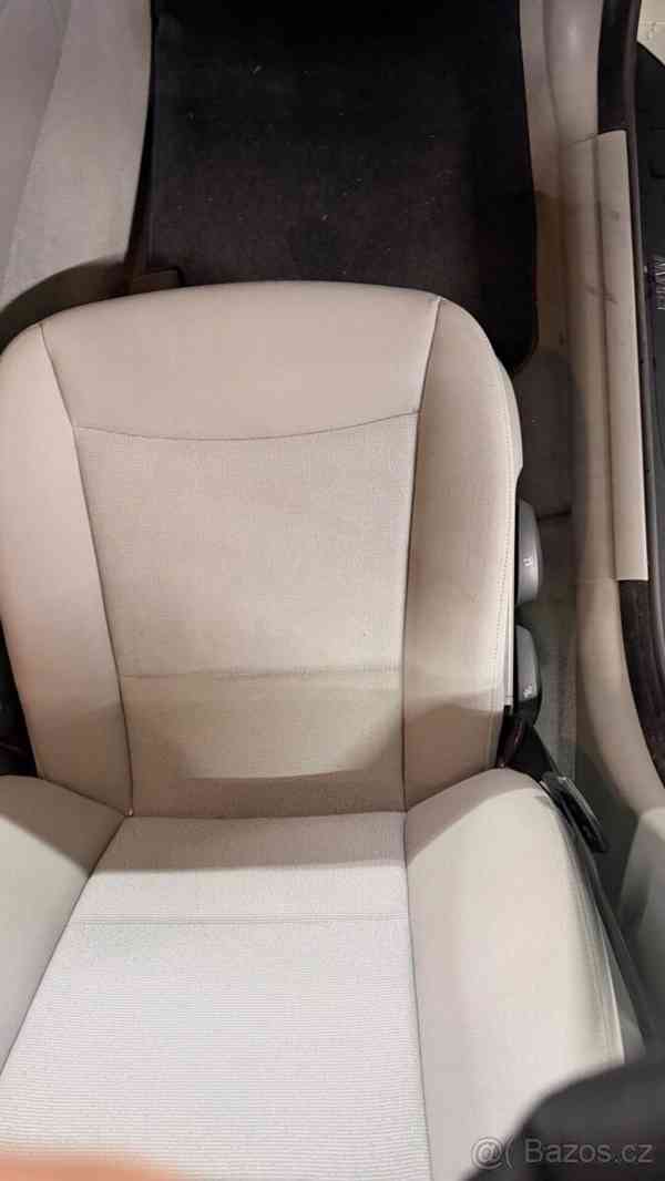 BMW Řada 3 2,0   320i (110kw/150koni - 2006) - foto 10