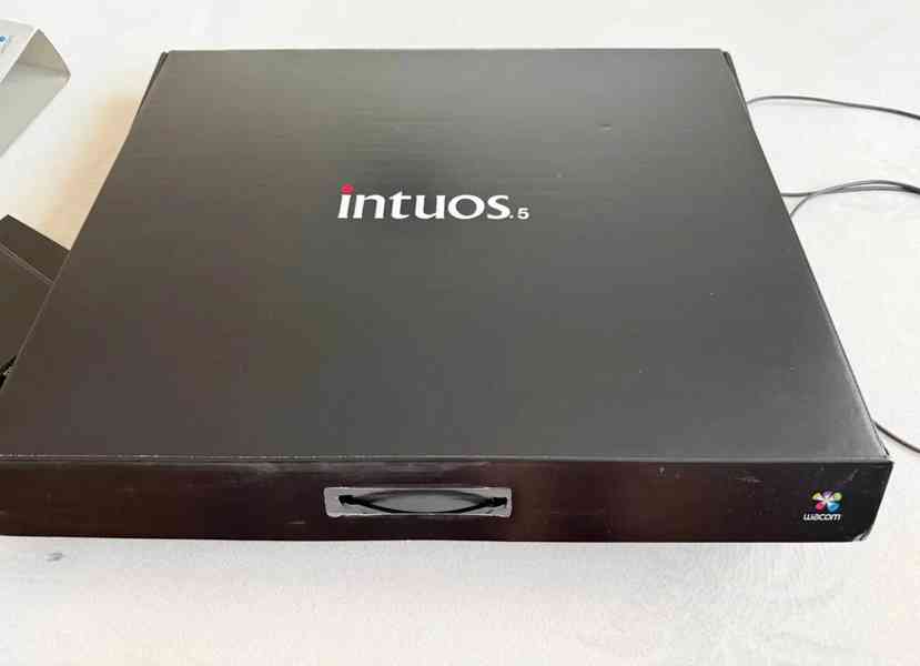 Wacom Intuos 5 Touch Large Pen Tablet - foto 2