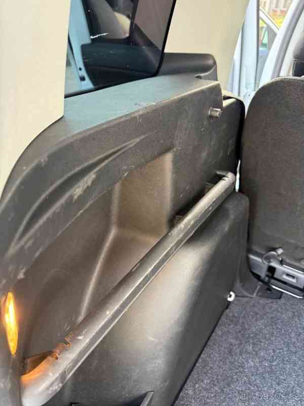 Škoda Yeti 2,0   4x4 ,,SLEVA,, - foto 18