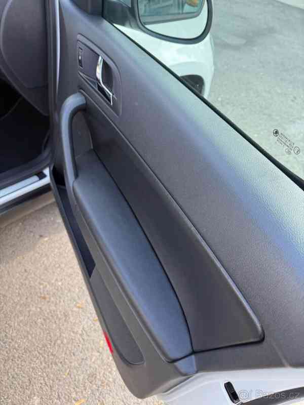 Škoda Yeti 2,0   4x4 ,,SLEVA,, - foto 11