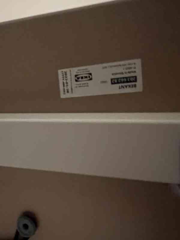 Psací stůl Ikea Bekant - foto 8