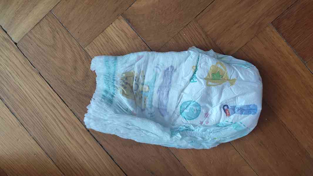 Kalhotkové plenky Pampers Pants 360 (61 ks)  - foto 2