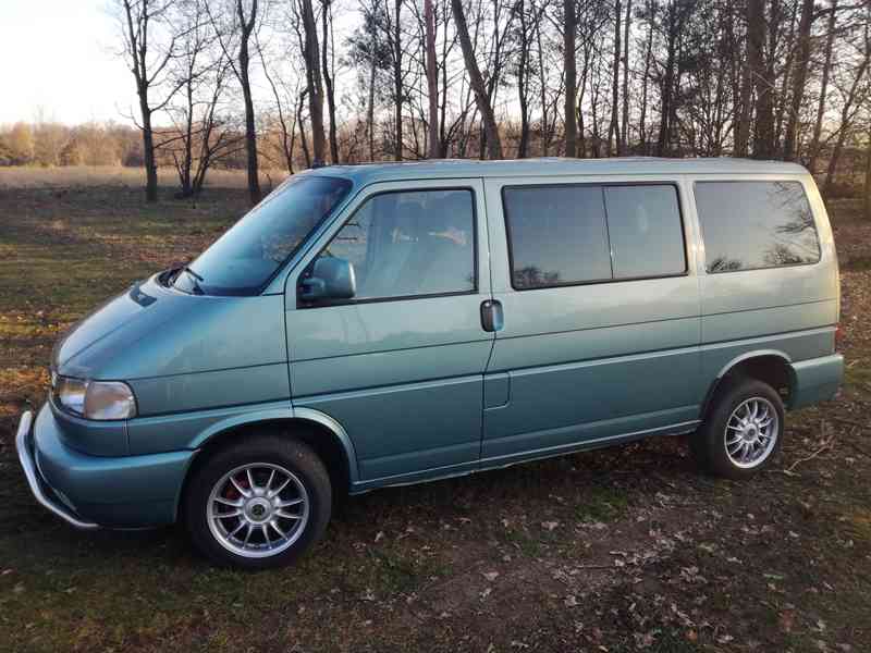 VW T4 Multivan 2,5 TDI  75kW  automat - foto 3