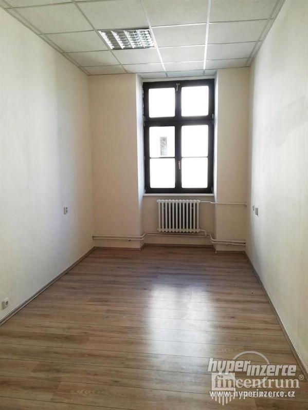 Pronájem kanceláře 12 m2 Starobrněnská, Brno Brno-město - foto 3