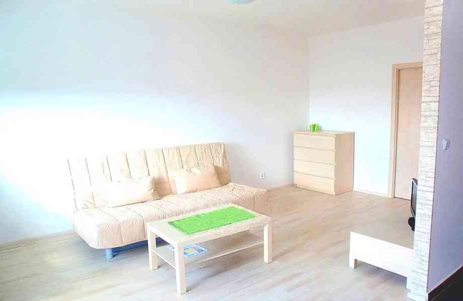 Pronájem bytu 1+1 40 m² - foto 5