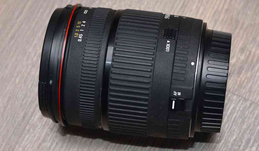 pro Canon - Sigma 18-200mm 1:3,5-6,3 DC APS-C zoom - foto 5