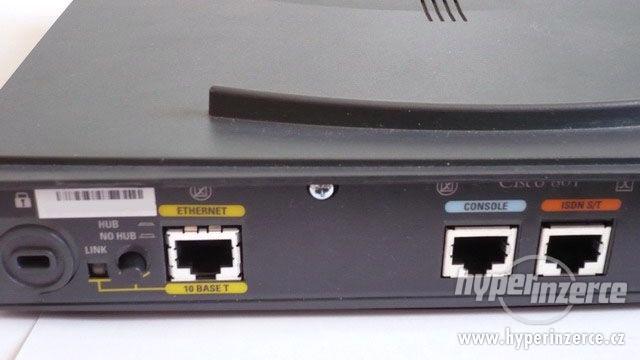 Cisco 801 ISDN router - foto 4