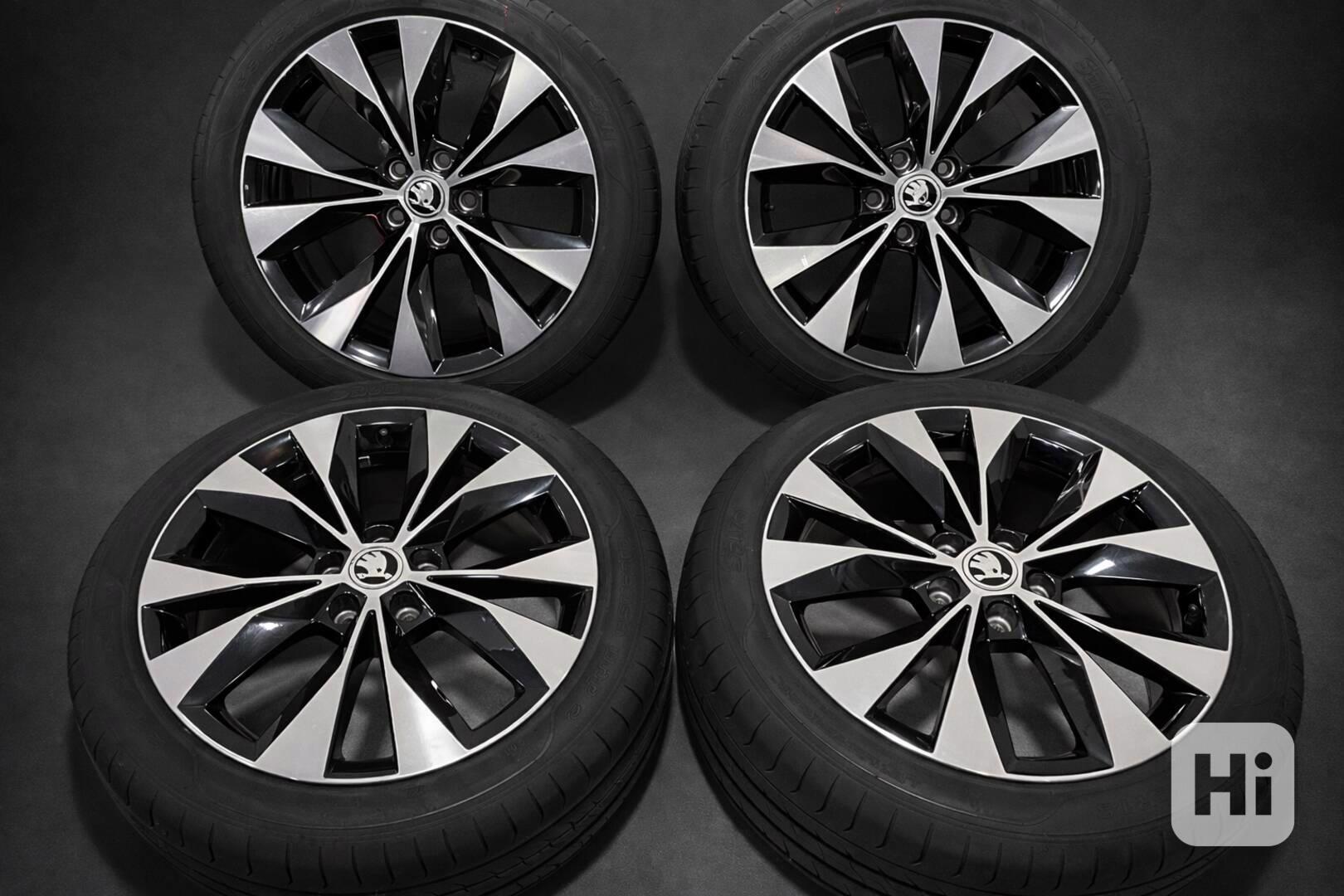 Alu kola 5x112 et44 original Škoda Superb III 235/45 R18 - foto 1
