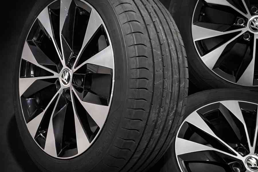 Alu kola 5x112 et44 original Škoda Superb III 235/45 R18 - foto 5